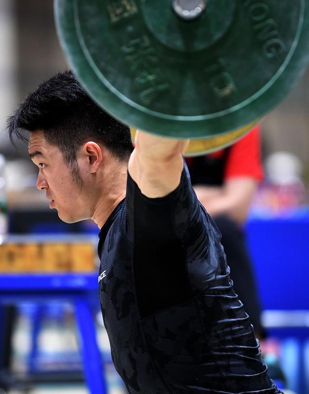 奥运举重冠军还有谁_奥运举重冠军有谁参加比赛_奥运举重冠军能拿多少钱