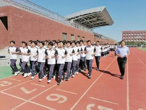 小学生花样体操大全_少儿花样体操_小学生花样体操