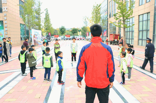 幼儿生活技能课的意义_幼儿生活技能课程机构_幼儿园生活技能培训
