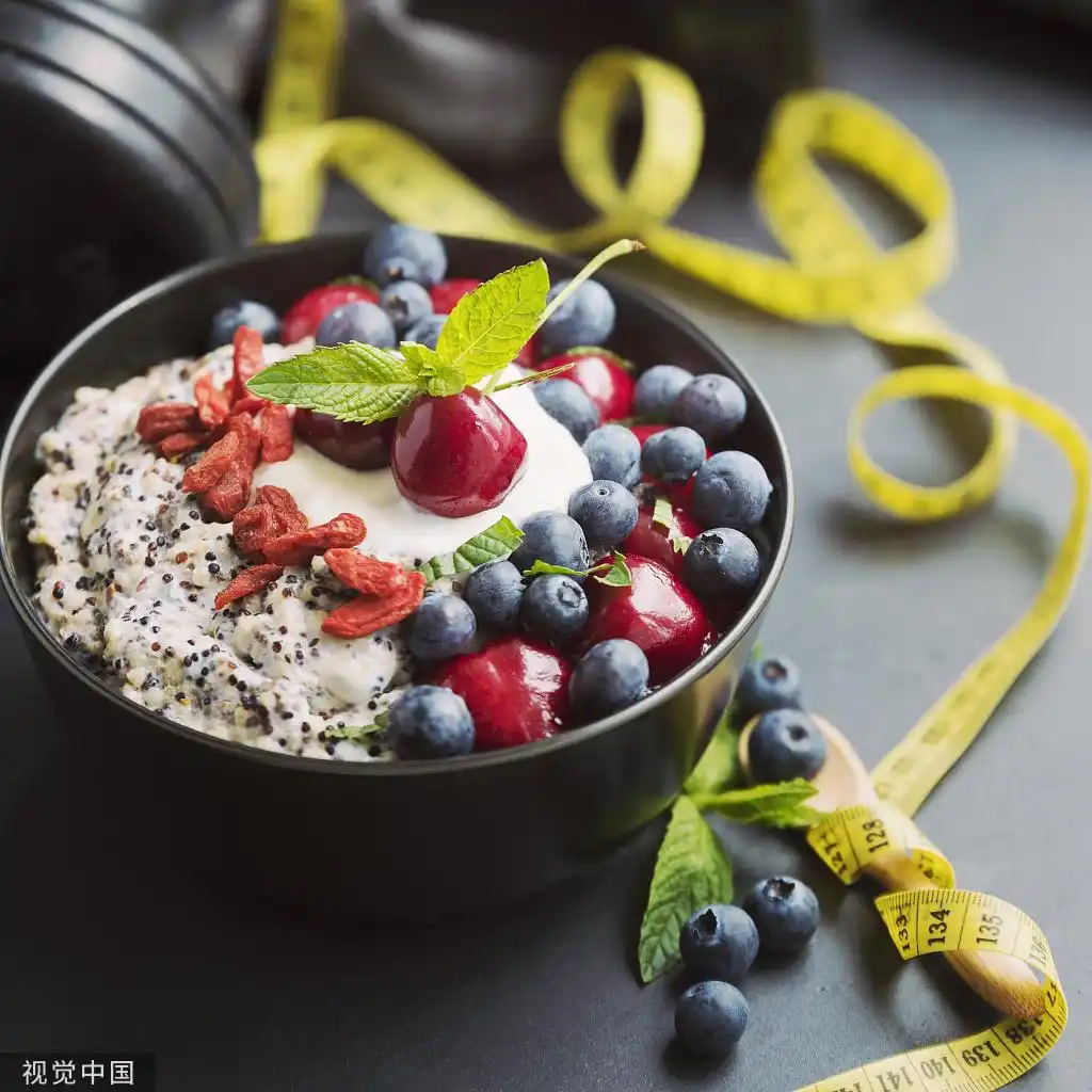 马拉松赛前一个月如何调整饮食？专业跑步训