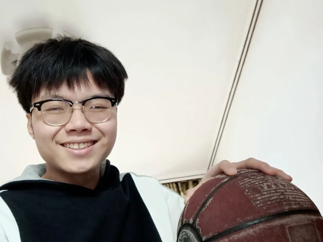 篮球得分技巧30招_篮球怎么玩3分球技巧_篮球简单实用的得分技巧