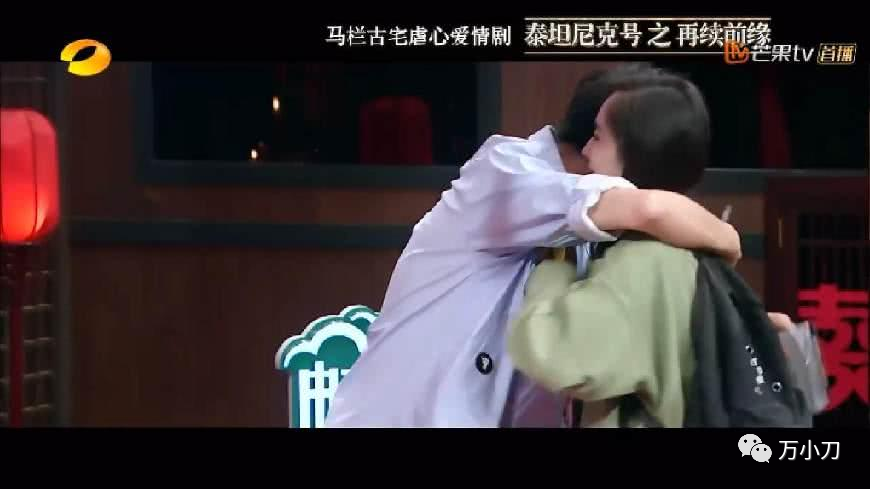 国内搞笑健身_搞笑健身房视频_女明星健身房搞笑