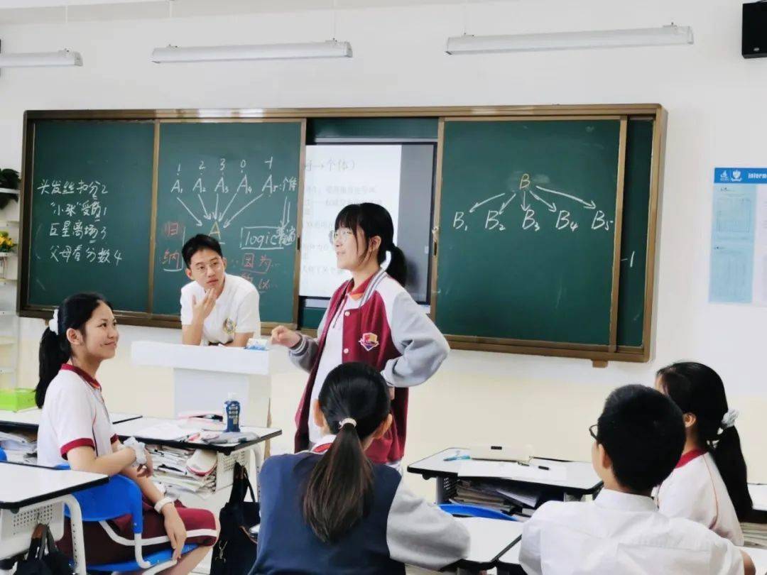 击剑人物怎么画_击剑人物绘画技巧分析视频_击剑人物简笔画
